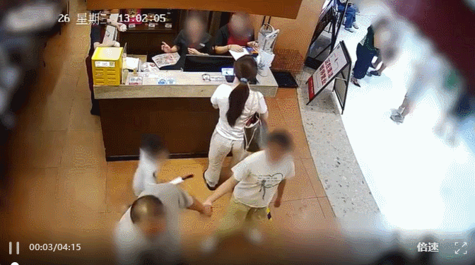 
南方医科大学南方医院冯传波医生黄牛预约代挂号电话女子指控被4岁男童摸屁股：别用所谓的维权透支孩子！