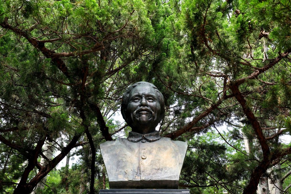 中国医学科学院刘文胜医生黄牛预约代挂号电话今天,我们共同缅怀这位长征路上的“教书先生”