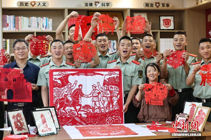 
天津儿童医院翟嘉医生黄牛预约代挂号电话武警部队“英雄路·新长征”活动走进甘肃会宁