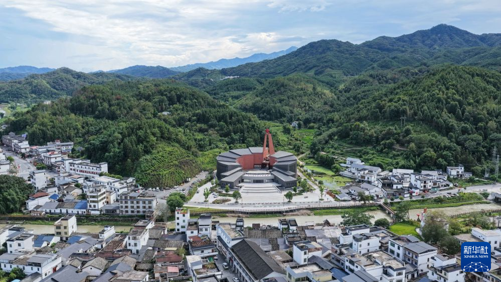广东药科大学附属第一医院黄牛号贩子票贩子代网上预约代挂号电话赓续长征精神 奋进复兴征程丨天空之眼瞰长征:走进粤北仁化