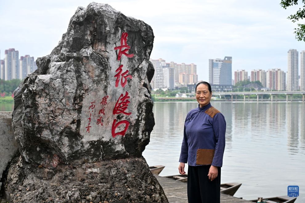 北京大学口腔医院张益张路李广生黄牛挂号电话父亲的渡口