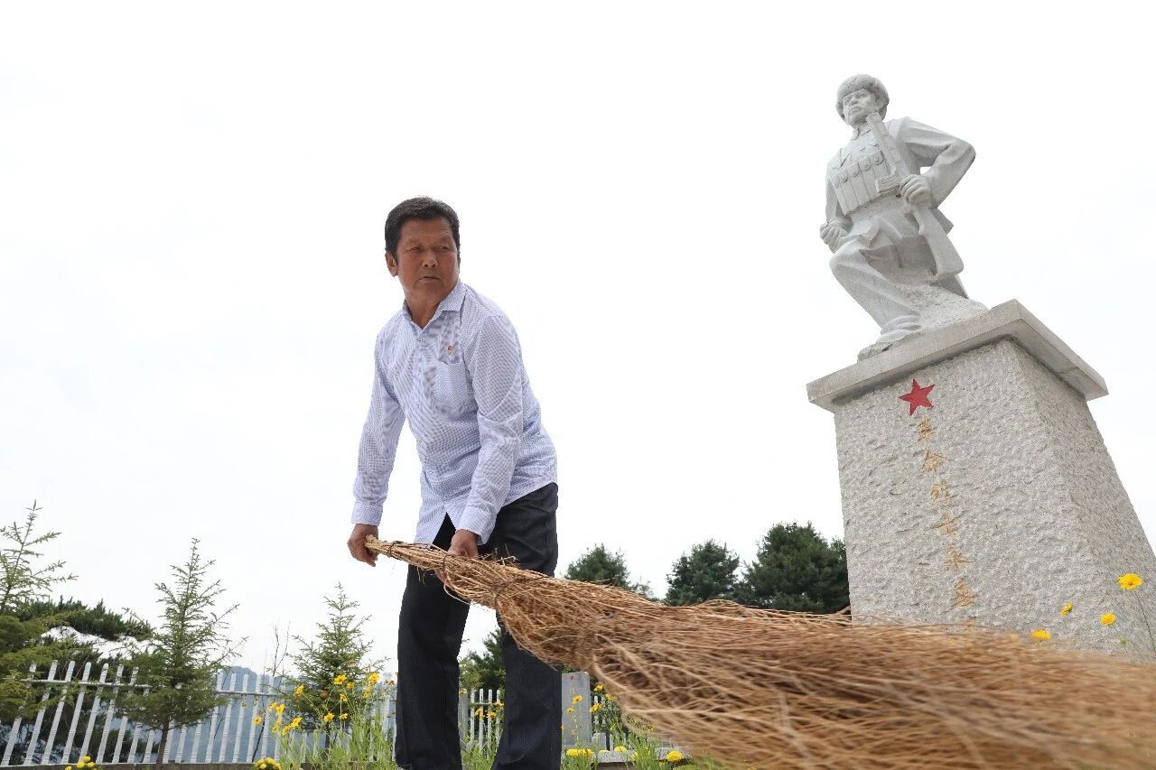 北京大学肿瘤医院姜晗昉医生黄牛预约代挂号电话追光的你丨一句嘱托 三代人 七十余载守陵路