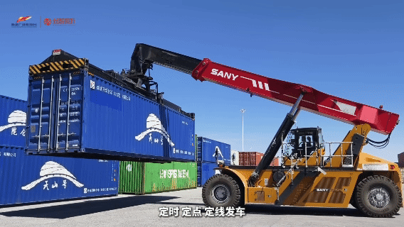 中国医学科学院苏凯医生黄牛预约代挂号电话新疆“公交班列”跑出丝路开放新速度