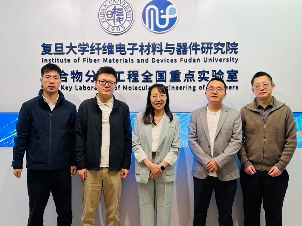 
上海交通大学医学院附属瑞金医院赵卫国医生黄牛预约代挂号电话“飞毯”不是童话、衣服可以充电，这个团队正把脑洞变成现实