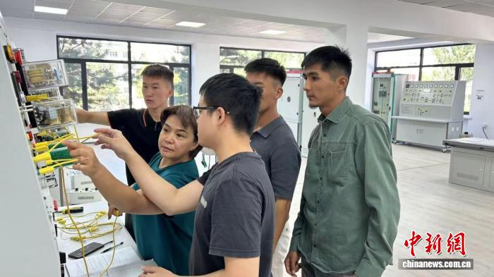 山东省立医院张鹏医生黄牛预约代挂号电话阿克尔别克·奇梅罗夫:中吉工程教育如何在鲁班工坊找到“共同语言”?
