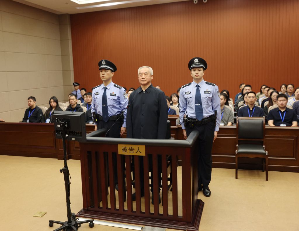 
南京市中西医结合医院黄牛号贩子票贩子代网上预约代挂号电话中央巡视组原副部级巡视专员许传智受贿、利用影响力受贿案一审宣判