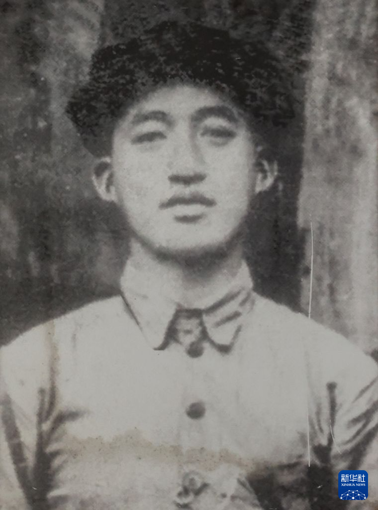 上海精神卫生中心黄牛号贩子票贩子代网上预约代挂号电话寻找照片中的TA丨拍下这张照片不久,他血染征途
