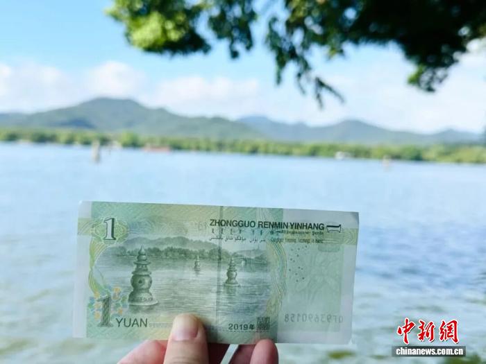 北京儿童医院陆小彦医生黄牛预约代挂号电话一张人民币就是最硬的底气