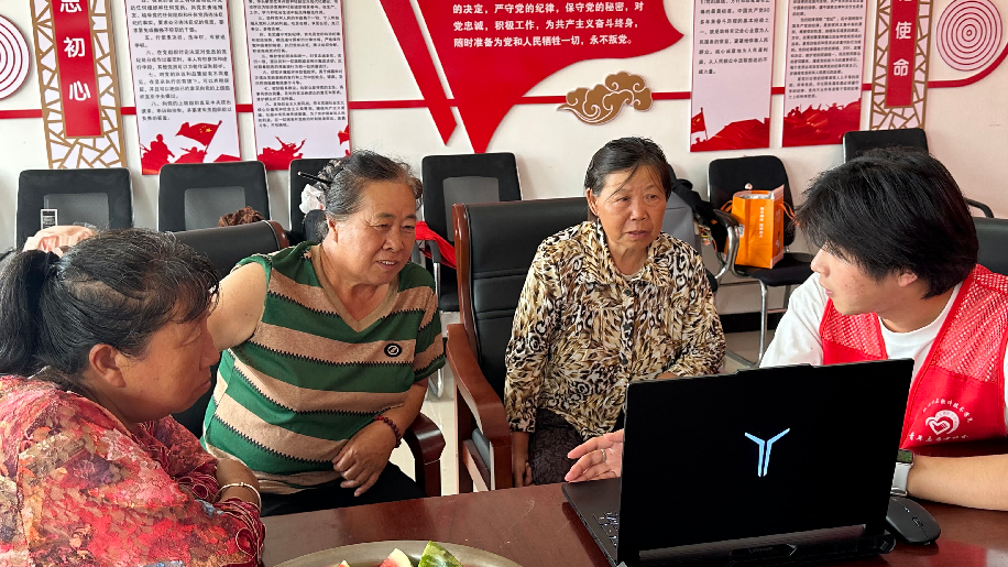 北京高校新时代立德树人工程创新实践专题报道北京北大方正软件职业技术学院:让AI走进乡亲们的日子里(图2)