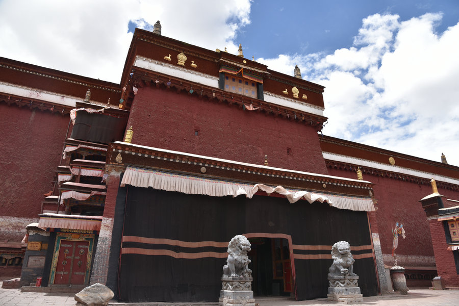 Un aperçu du bouddhisme tibétain au monastère de Sakya