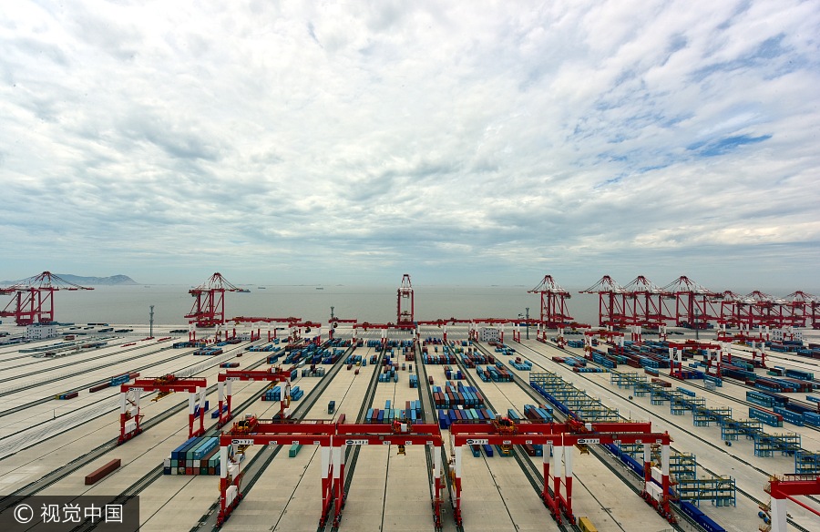 Le plus grand port automatisé au monde bientôt prêt à Shanghai