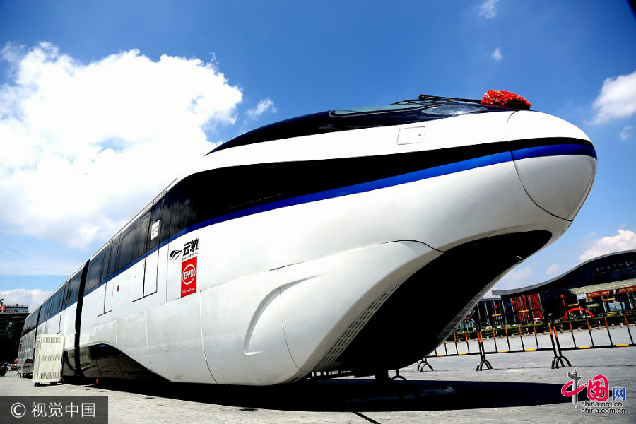 Photos : un monorail bientôt ouvert aux visites à Guilin