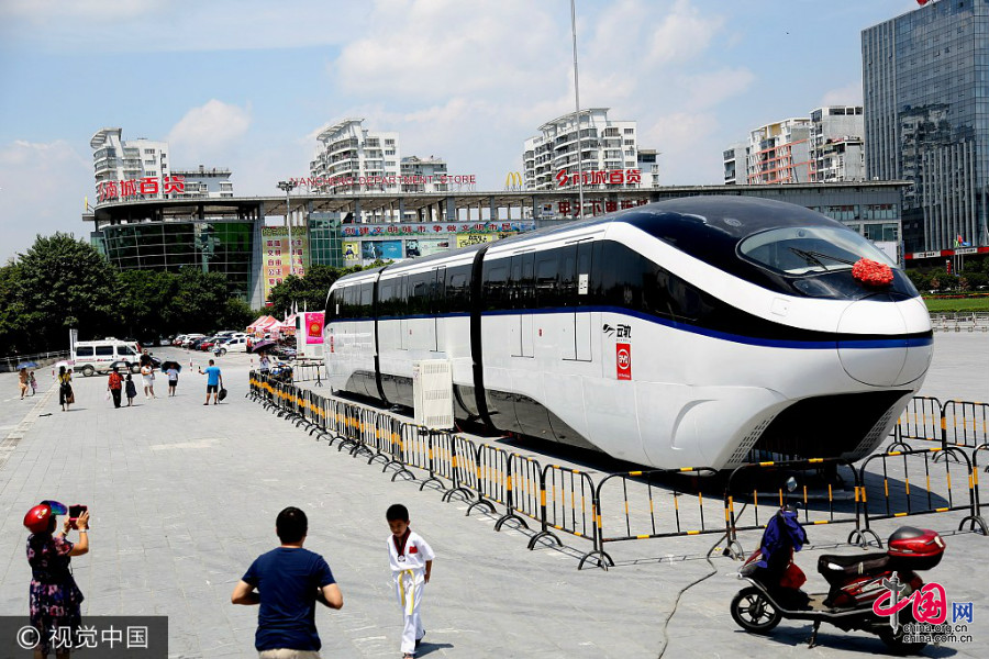 Photos : un monorail bientôt ouvert aux visites à Guilin