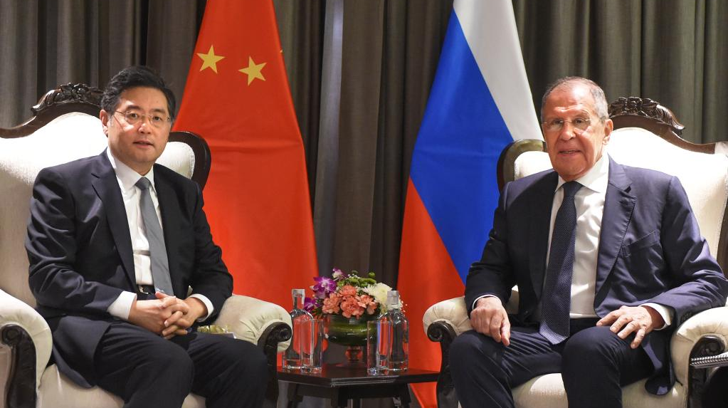 La Chine Et La Russie S'engagent à Renforcer Leurs Liens Et La ...