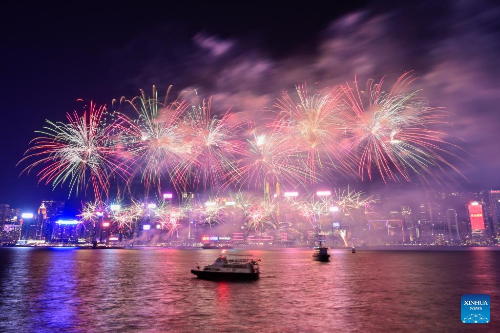 Hong Kong Retour Du Feu D Artifice De La F Te Nationale Apr S Ans D