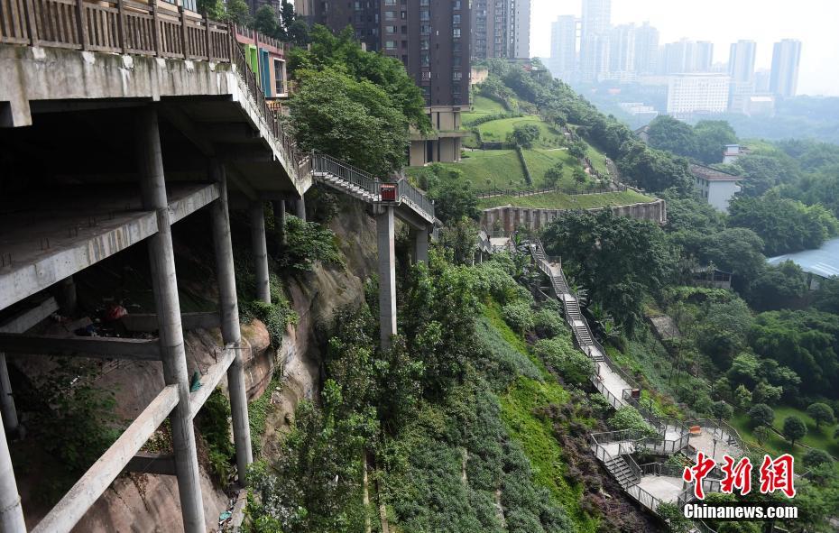 In Der Bergstadt Ist Der Weg Nach Hause Weit China Org Cn