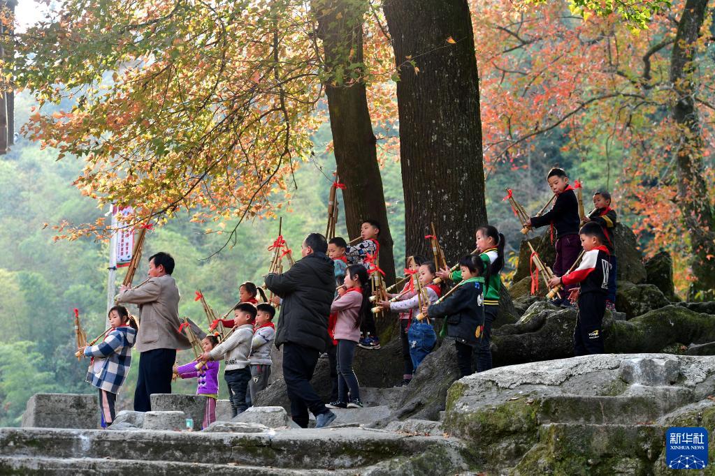 Education promoted for children of Miao nationality_China.org.cn