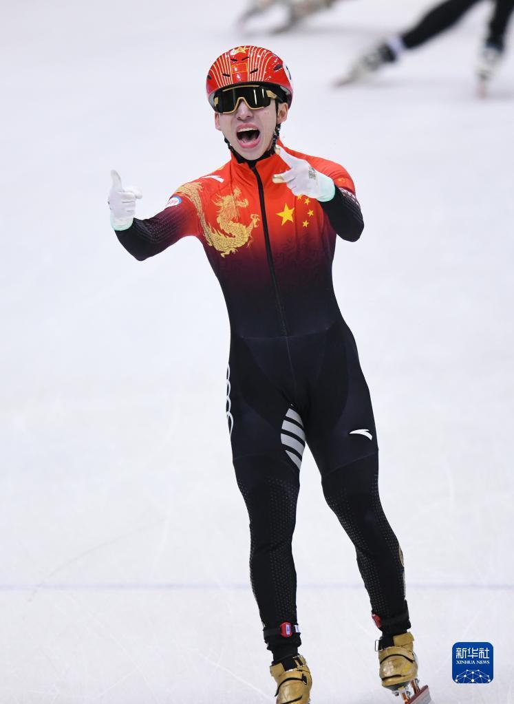 Chinas Herrenteam Gewinnt Gold Bei Der 5000 Meter Staffel China Org Cn