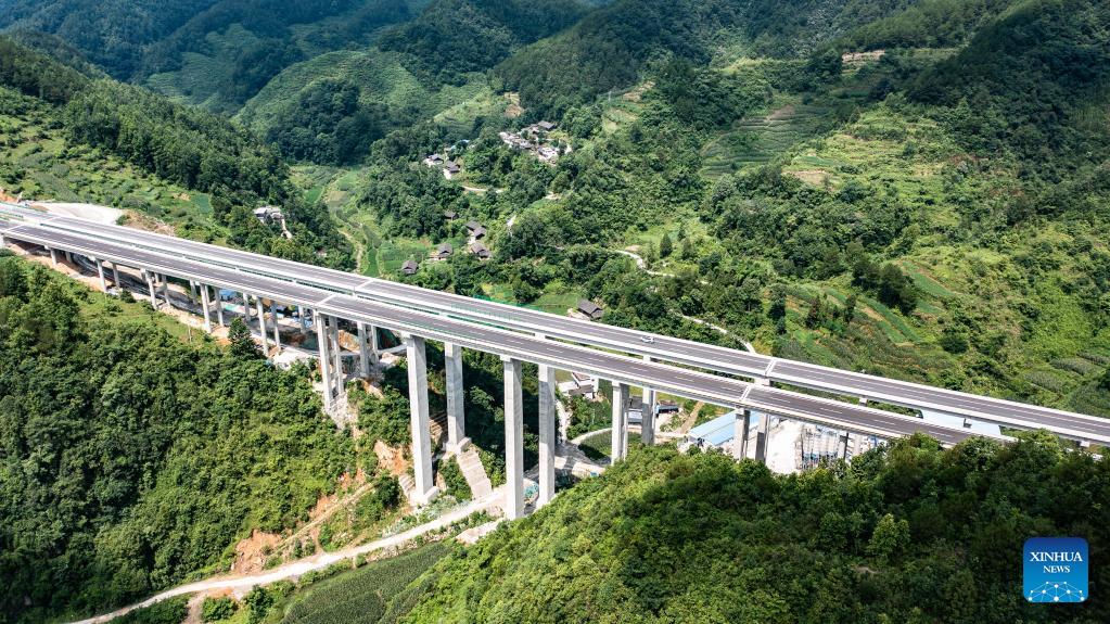 Dejiang Yuqing Schnellstra E In S Dwestchina F R Den Verkehr