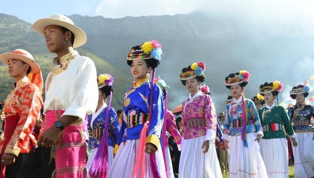 雲南省寧蒗イ族自治県 モソ族の「転山節」が開催_中国網_日本語