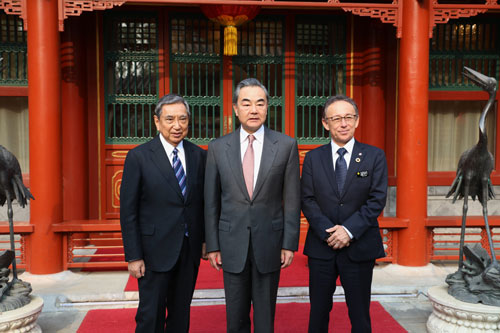 王毅部長「中日第三国市場協力への日本経済界の積極的な参加を希望」