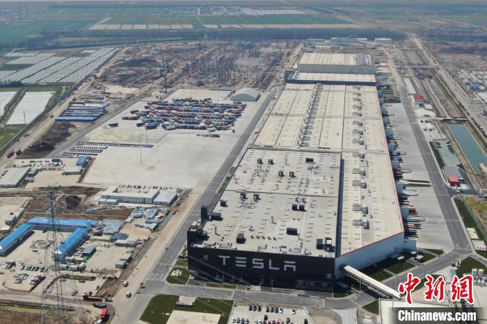 航拍特斯拉上海超级工厂。　张亨伟 摄