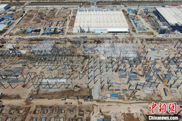 特斯拉上海超级工厂二期建设已初具规模