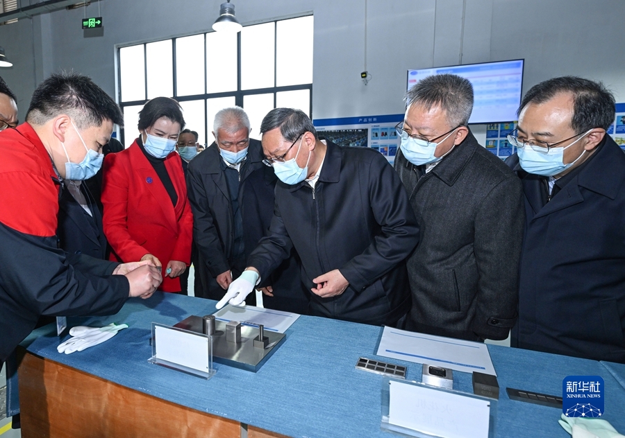 李強総理が湖南省視察「先進的製造業を大いに発展させ、実体経済の基礎を固める」