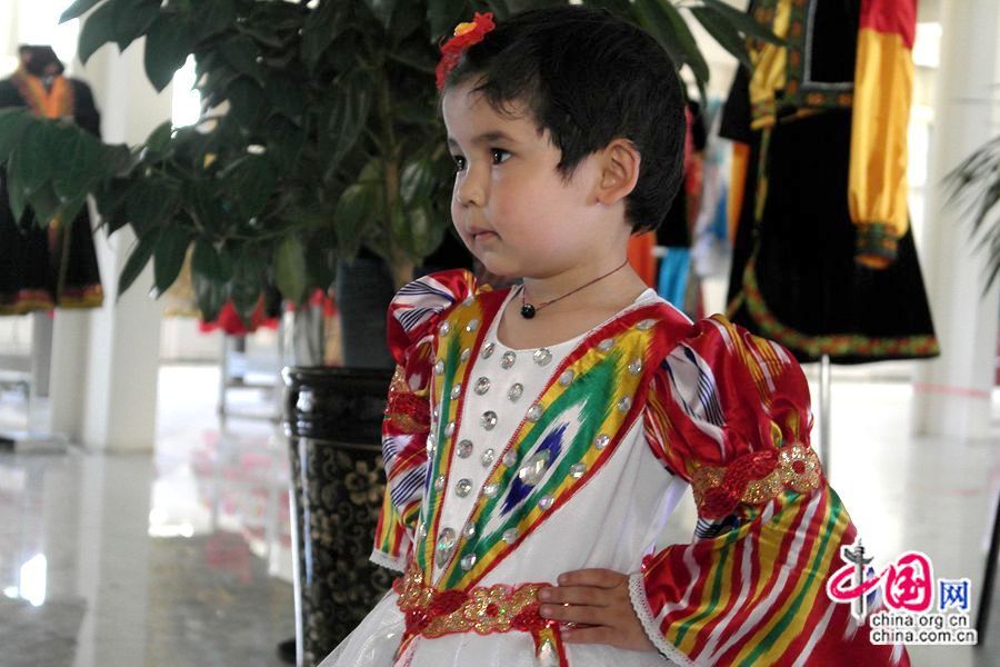 Дневник корреспондента «Чжунгован»: Синьцзянские дети Дневник корреспондента «Чжунгован»: Синьцзянские дети