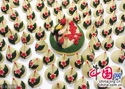 Креативные китайские пампушки, разработанные магазином города Вэйхай (пров. Шаньдун)