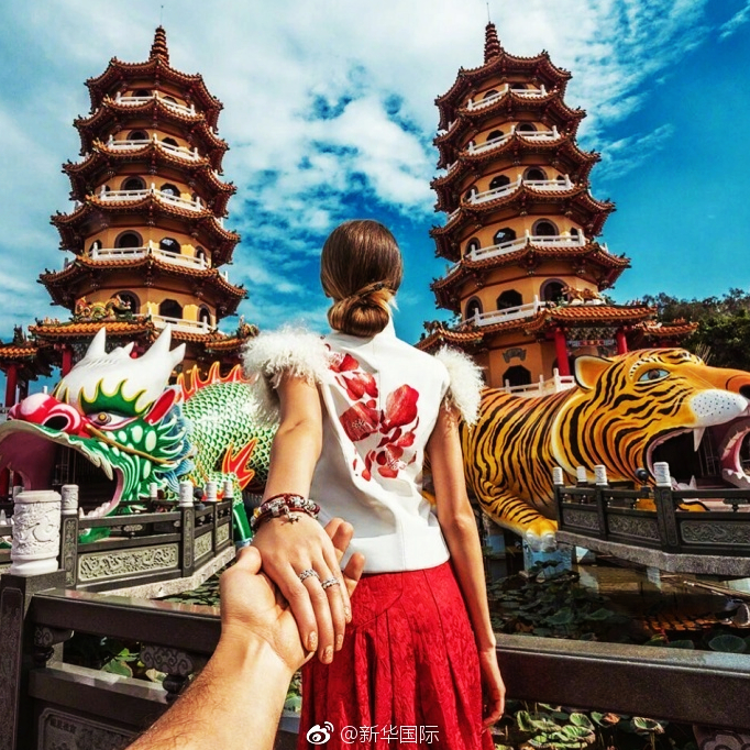 Любовь повсюду! Супружеская пара из России приехала в Китай