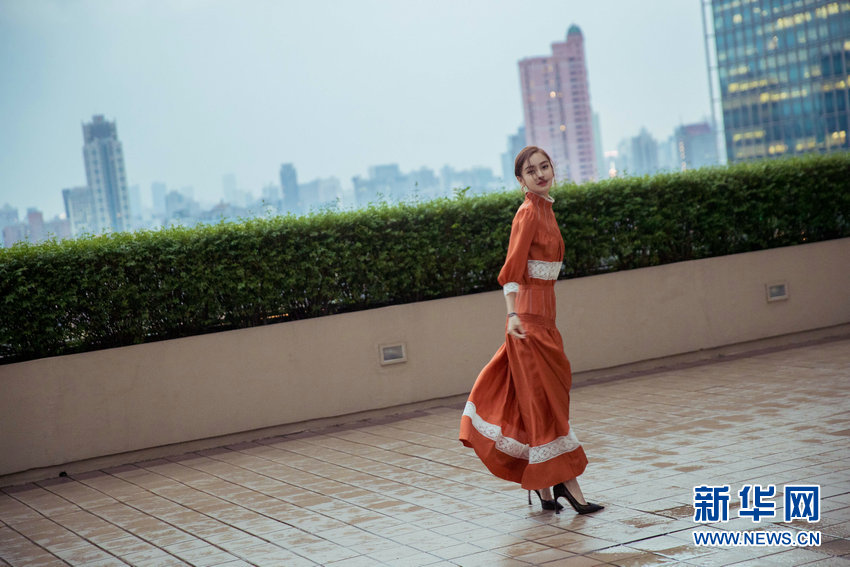 Новая фотосессия изящной китайской актрисы Анджелы Бейби