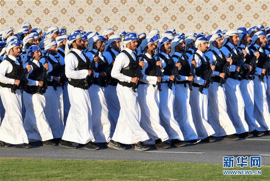 В Катаре прошел торжественный парад в честь Национального дня