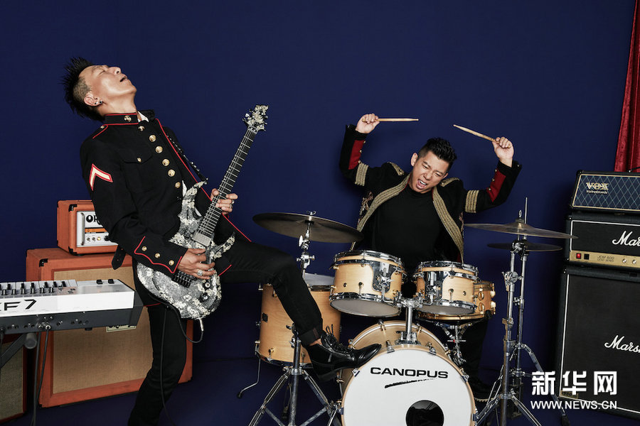 Китайская мужская поп-группа Юй Цюань возвращается и выражает себя в музыке Китайская мужская поп-группа Юй Цюань возвращается и выражает себя в музыке