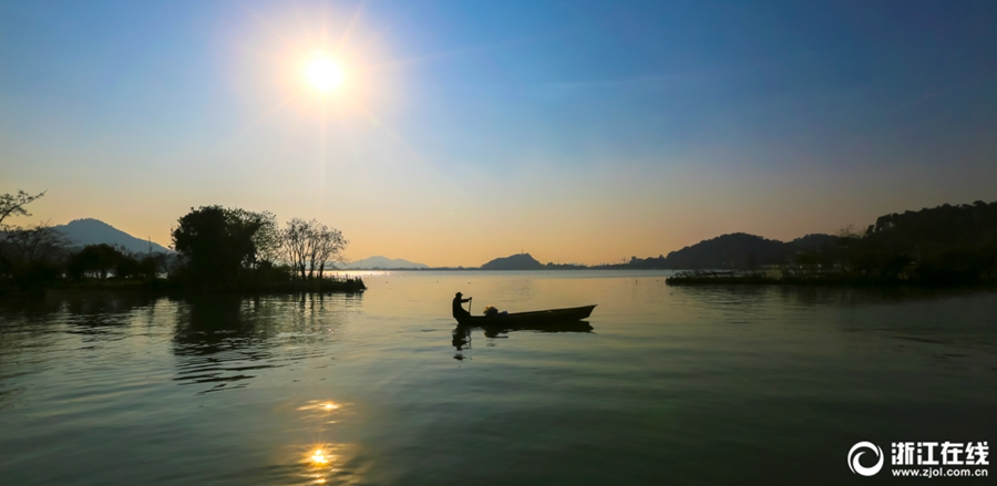 Нинбо: Живописные пейзажи озера Дунцяньху