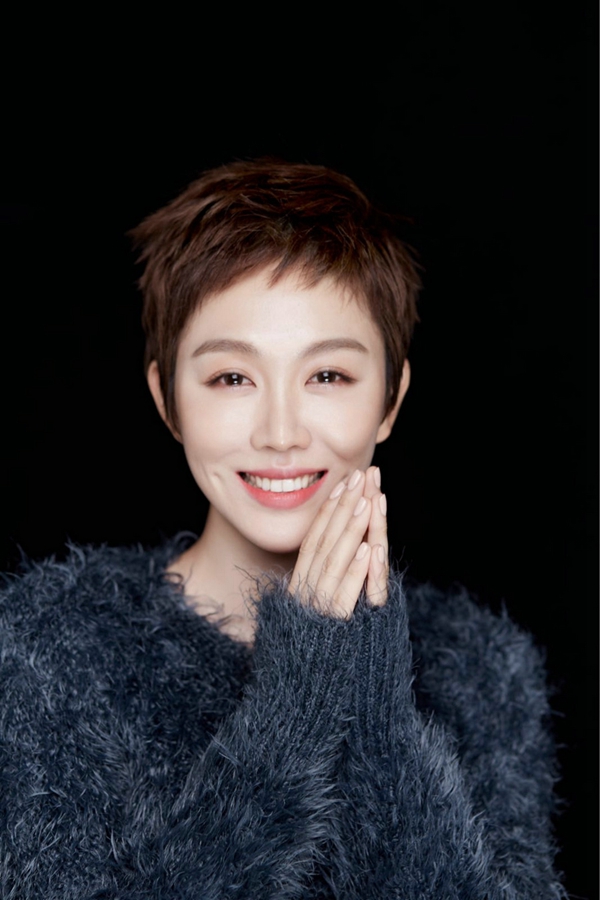 Модная фотосессия актрисы Цзян Янь