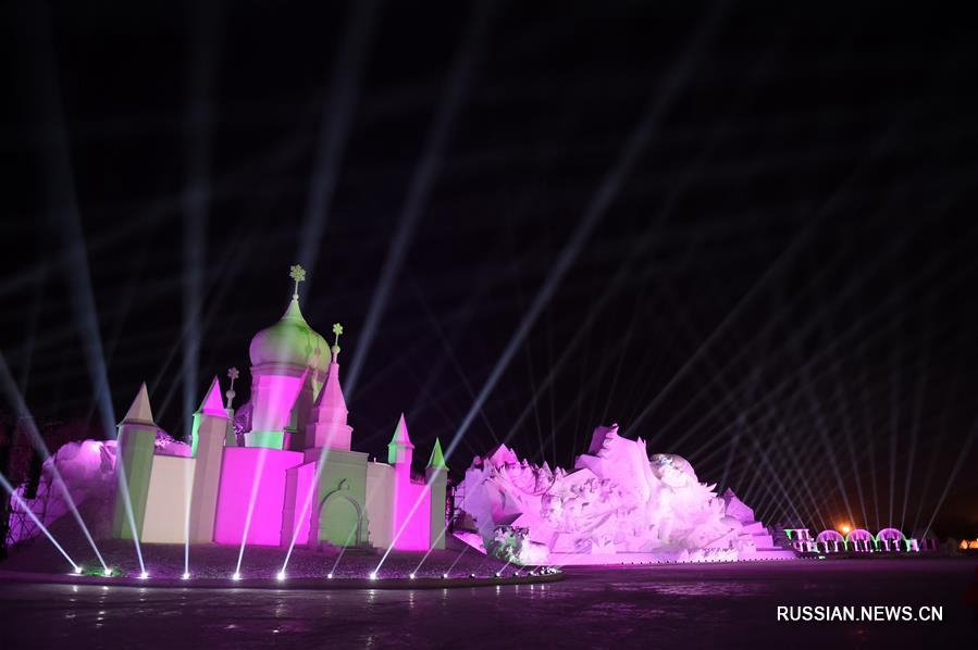 Снежно-световое 3D-шоу в Харбине