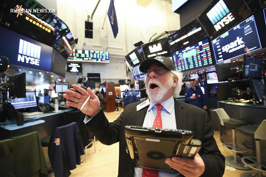 Индекс Dow Jones достиг рекордного уровня в 25 тыс. пунктов 