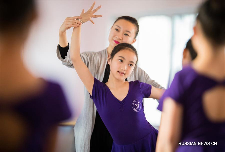 Танцевальные занятия в АР Внутренняя Монголия