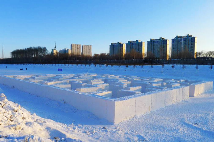 Открыт суперкрупный китайско-российский «ледяной и снежный парк»