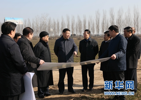 Си Цзиньпин проверяет работу по планированию и строительству нового района Сюнъань