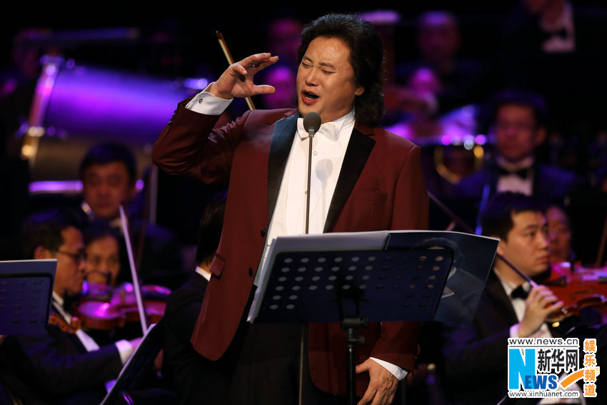 Пекинский концерт трех выдающихся китайских теноров к празднику Весны пользуется популярностью у аудитории
