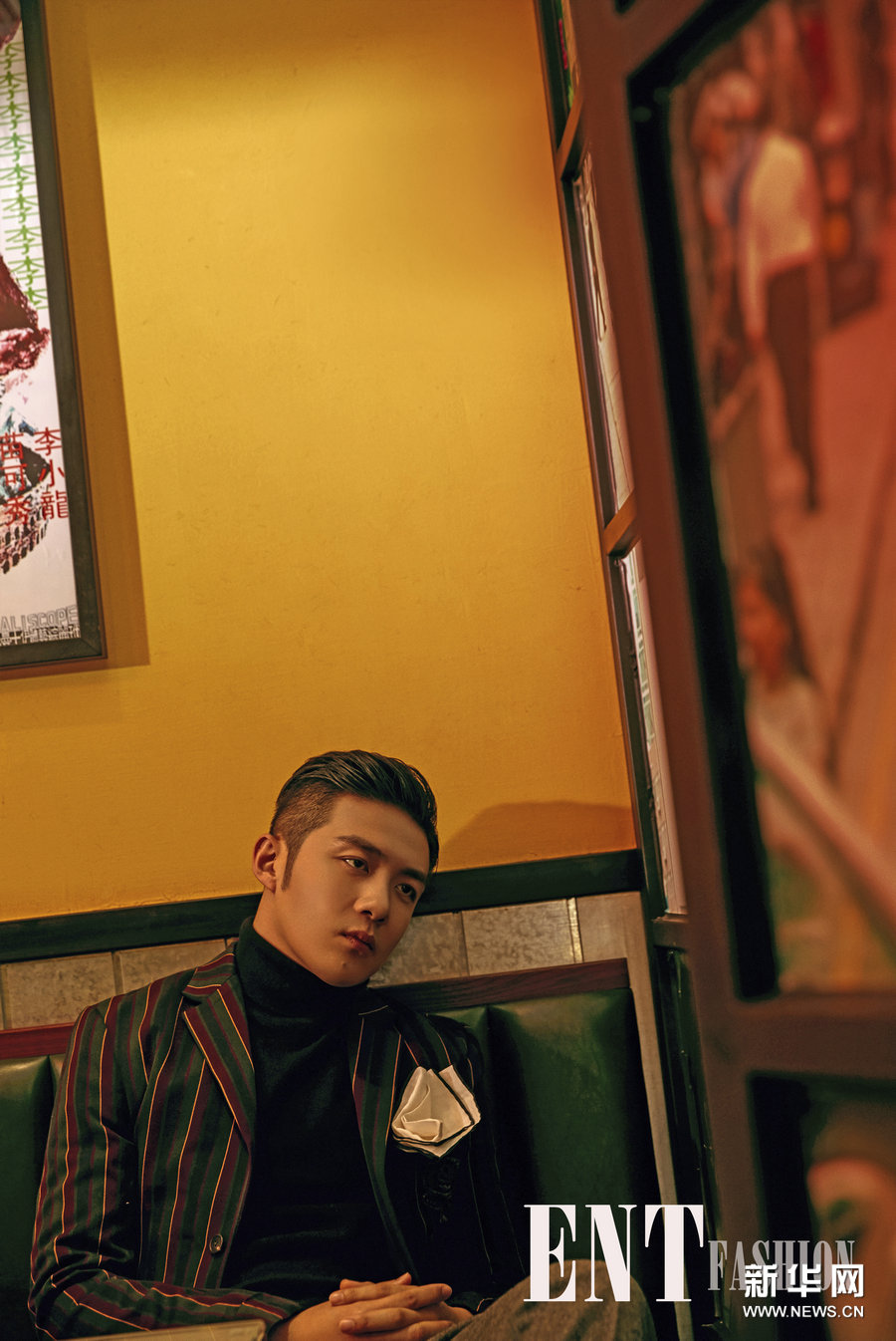 Актер Ли Цзэфэн в стиле ретро