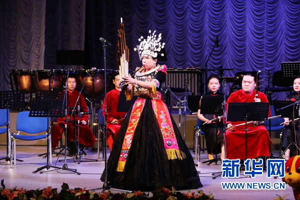 Китайский национальный новогодний гала-концерт проходит в Казахстане, «Радостный Праздник Весны» наступает в Центральной Азии
