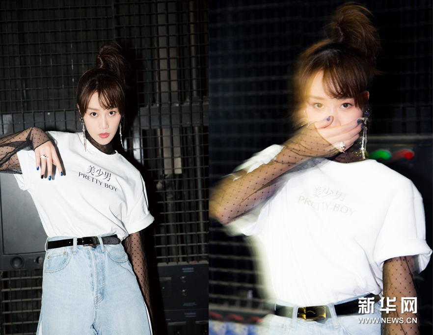 Красивая актриса Лань Инъин в стиле кэжуал