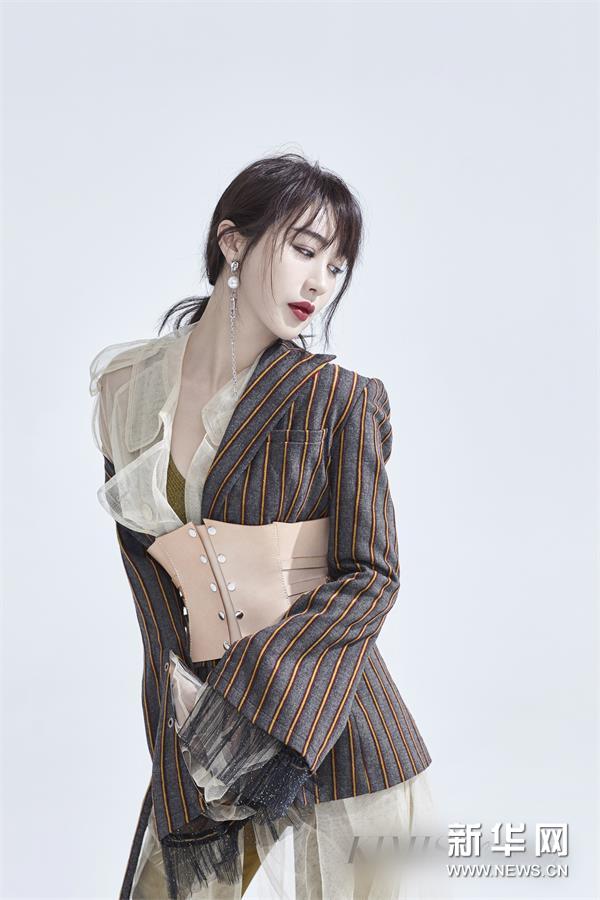 Новые фото актрисы Ли Фэйэр