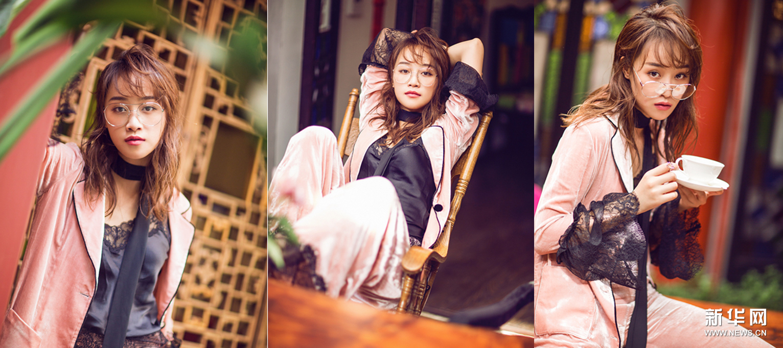 Красивая актриса Лань Инъин в стиле кэжуал