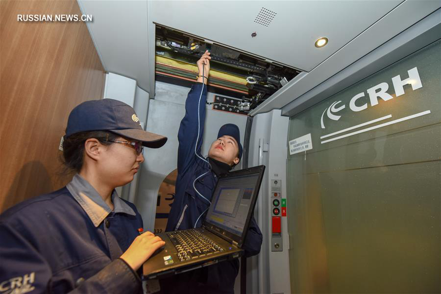 "Богини дверей" китайских высокоскоростных поездов