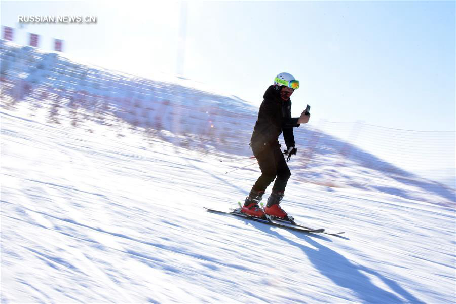 В Алтае все еще катаются на лыжах