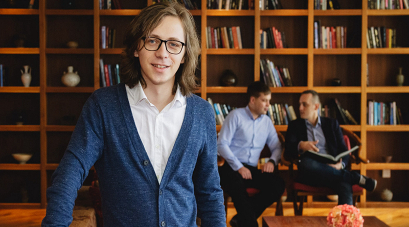 Предприниматель Артем Жданов: «Китай – это тоже мой дом» Предприниматель Артем Жданов: «Китай – это тоже мой дом»